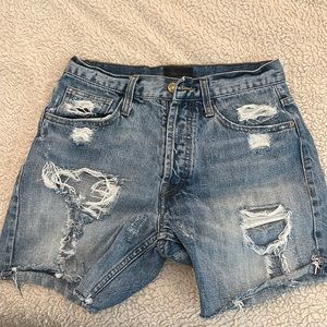 Fear of God men’s jeans shorts size 30. Worn a bunch washed a bunch.